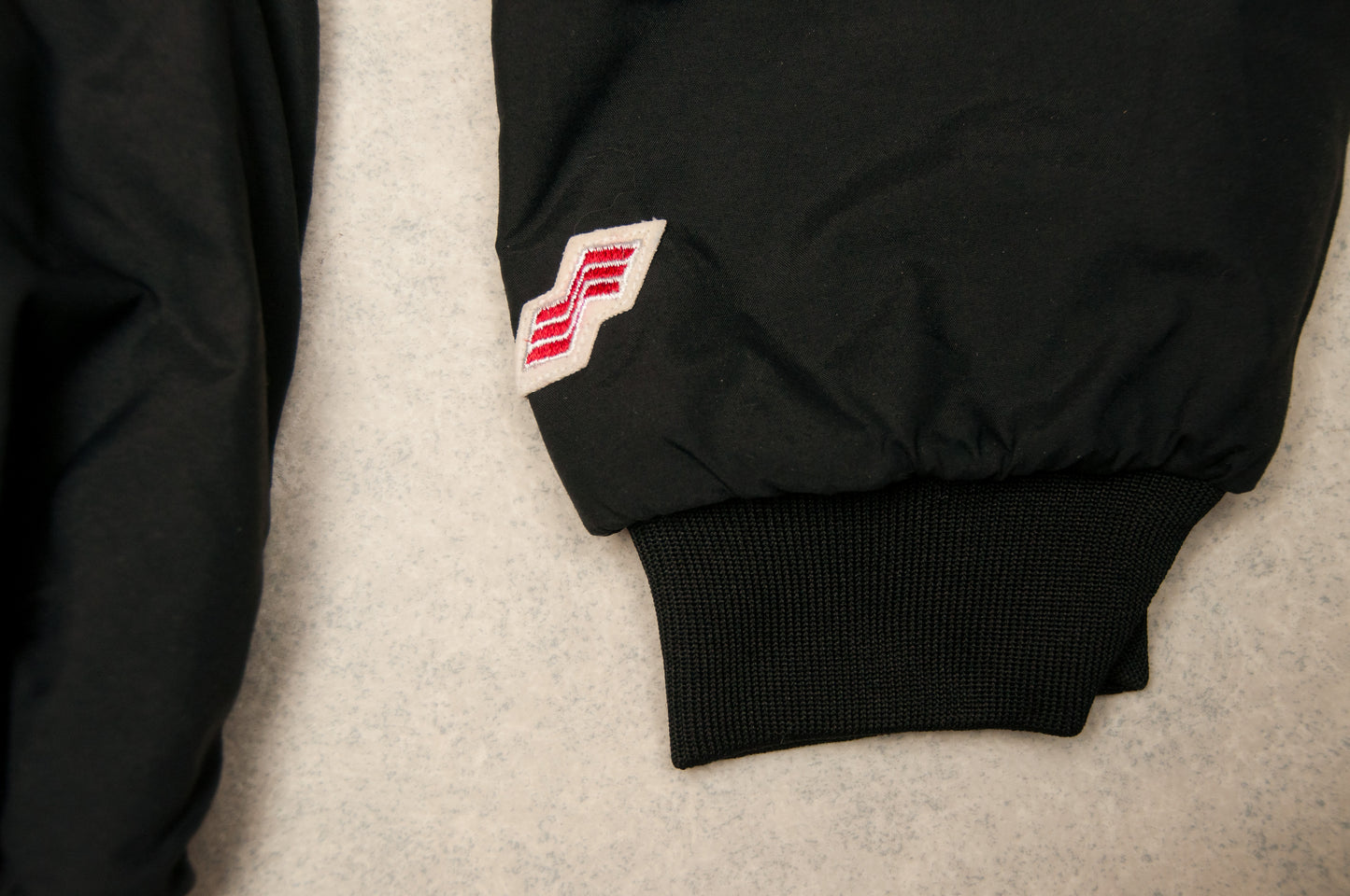 Vintage Swingster x Kennecott satiinitakki 90-luvulta (XL)