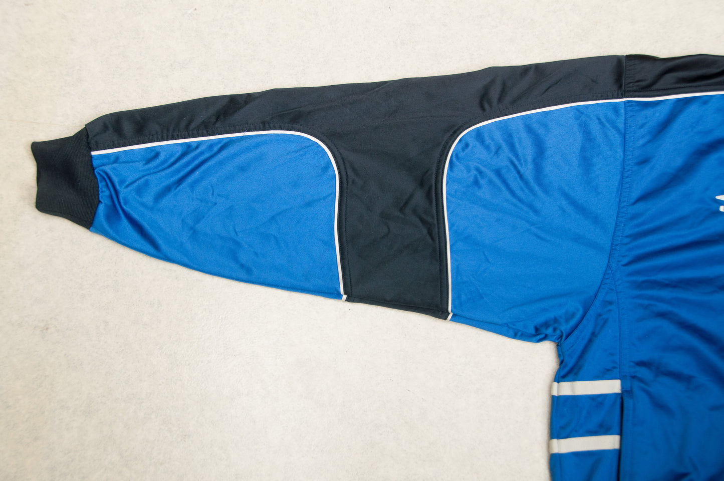 Vintage Y2K Umbro verkkatakki (L)