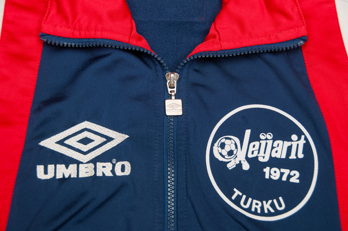 Vintage Umbro Veijarit verkkatakki 90-luvulta (M)