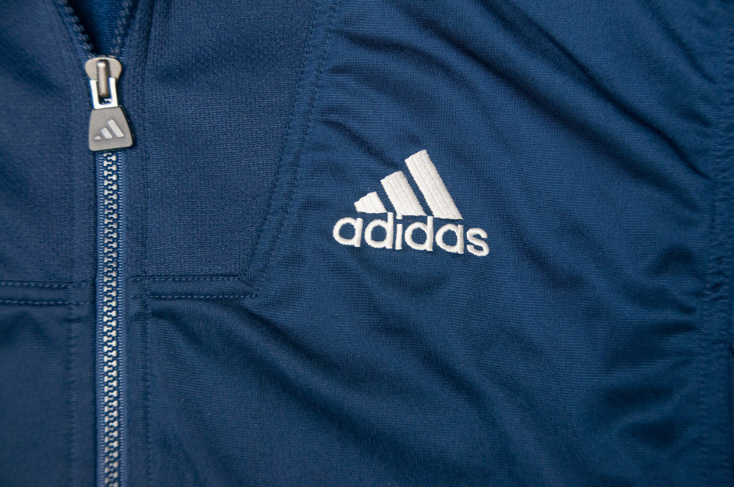 Vintage Adidas verkkatakki 90-luvulta (S)
