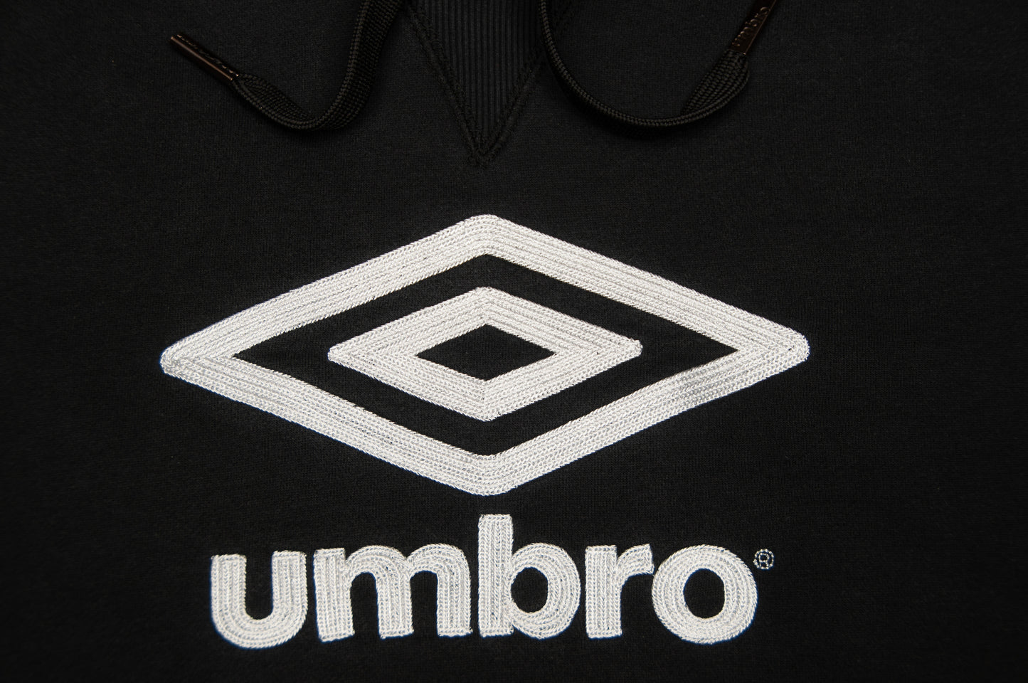 Umbro Essentials huppari (M)