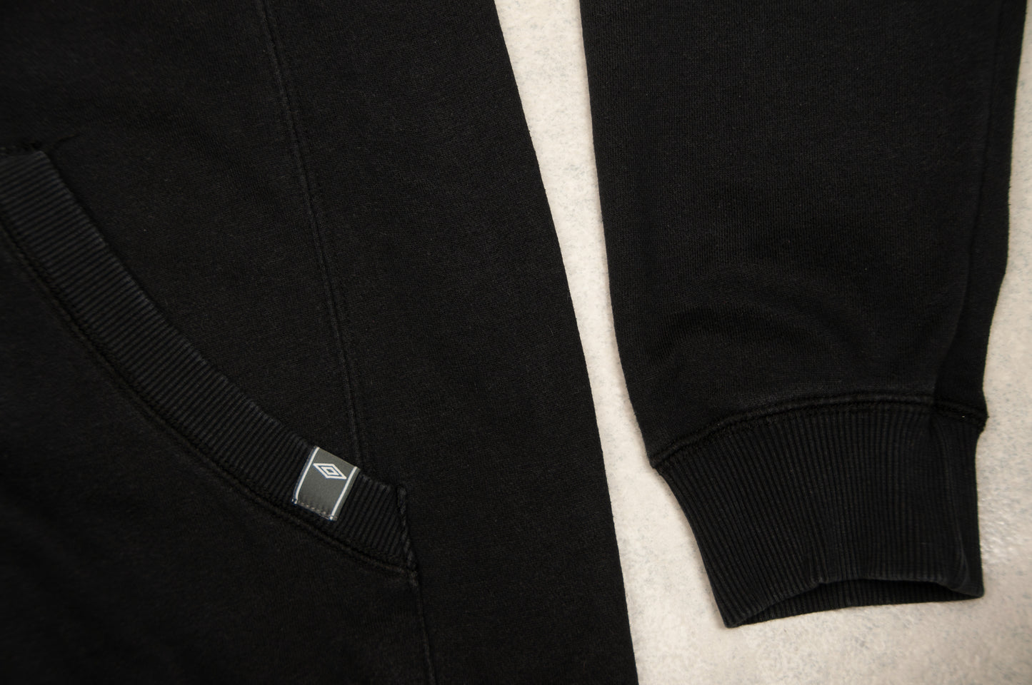 Umbro Essentials huppari (M)