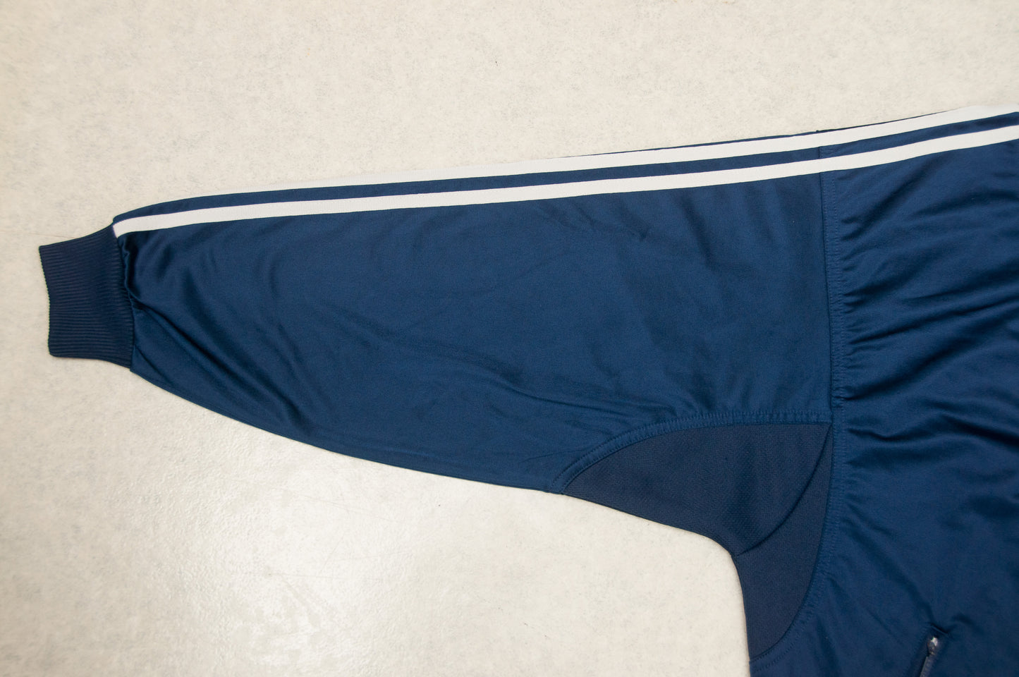 Vintage Adidas verkkatakki 90-luvulta (S)