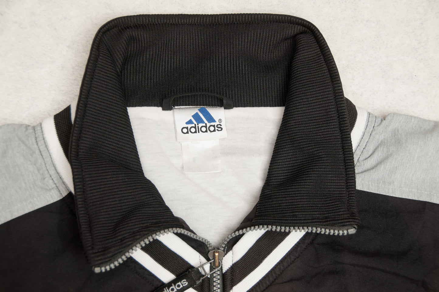 Vintage Adidas tuulitakki 90-luvulta (L)