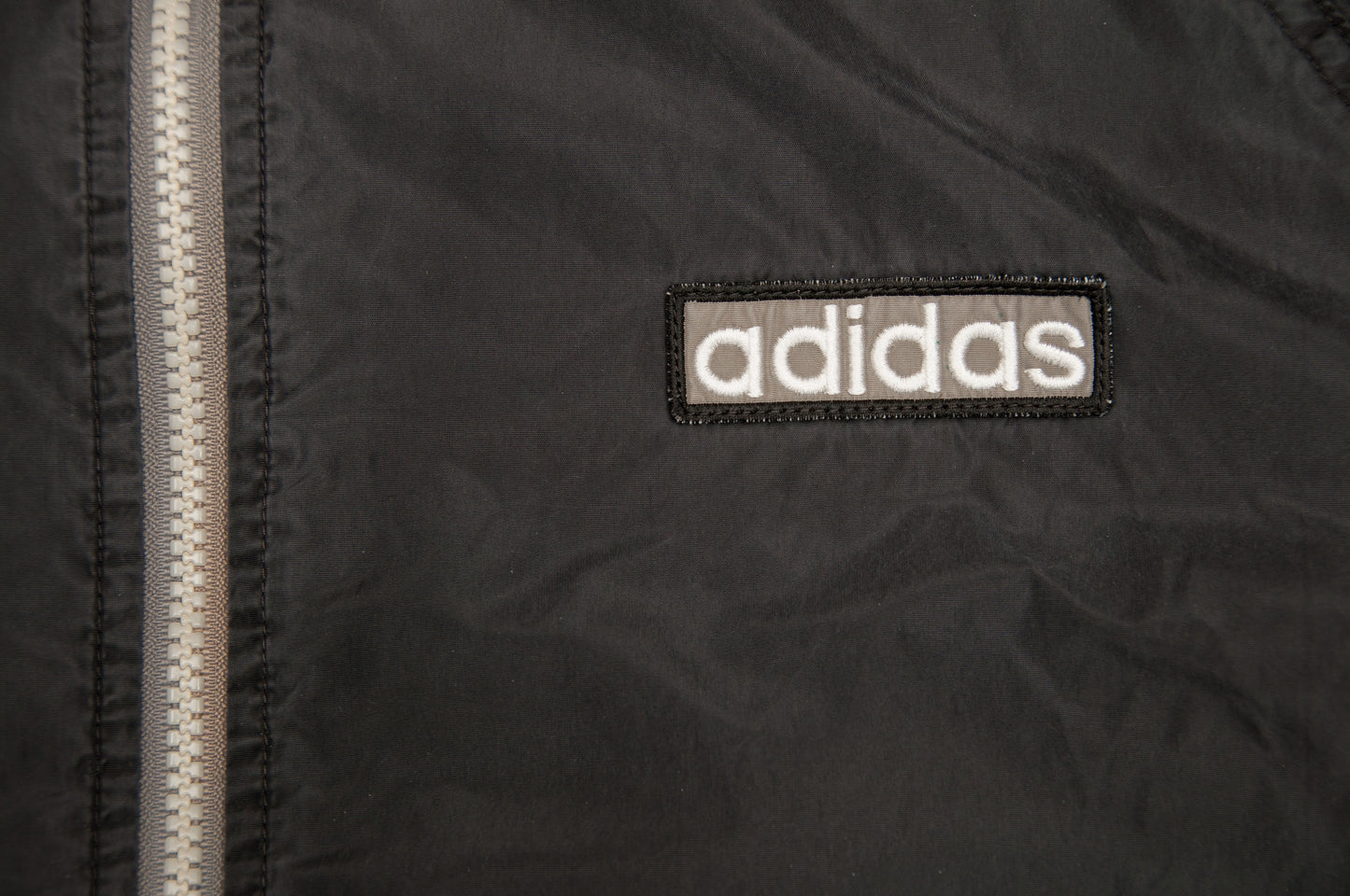 Vintage Adidas toppatakki 90-luvulta (L)