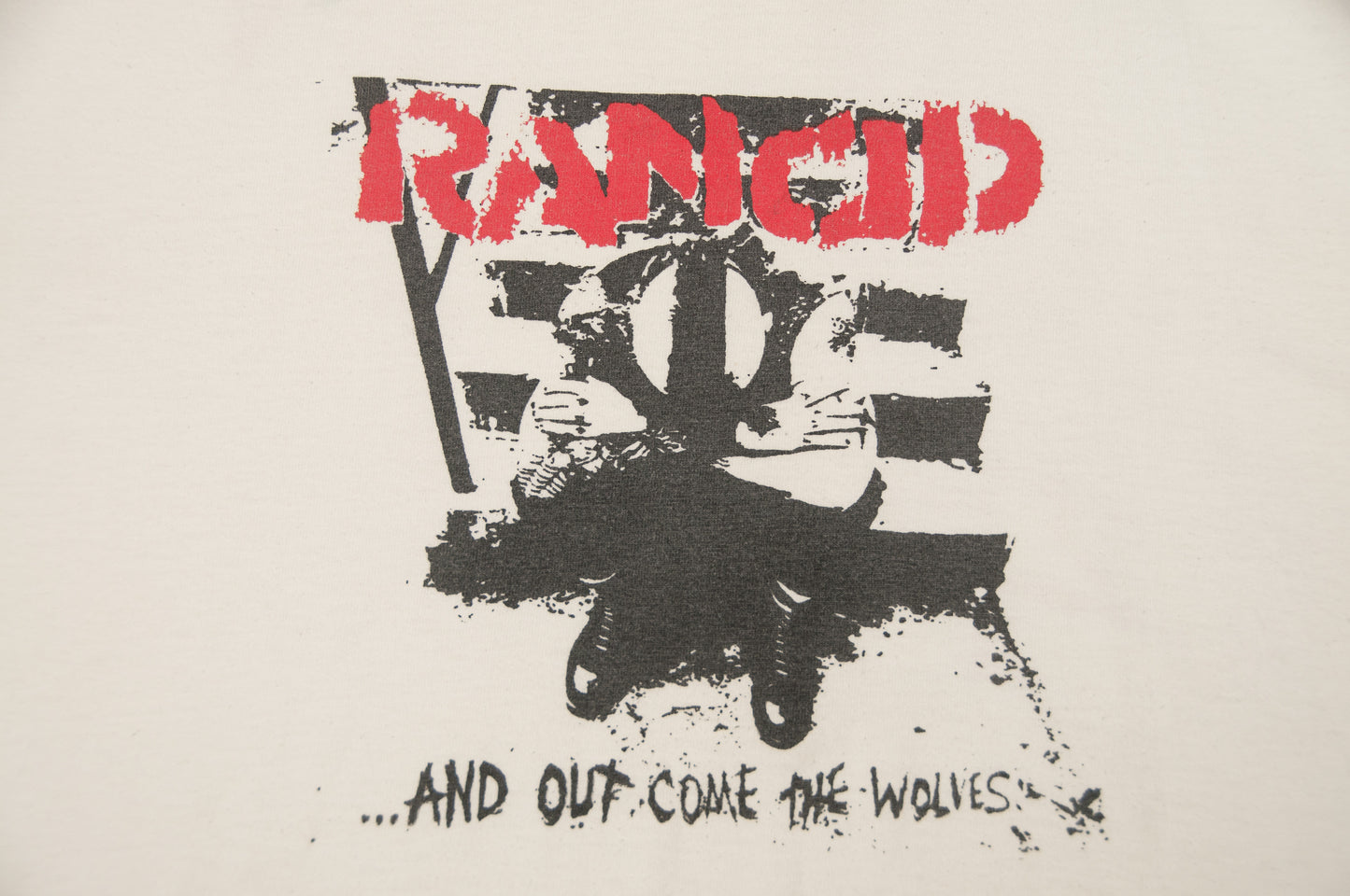 Y2K Rancid …And Out Come the Wolves t-paita (XL)