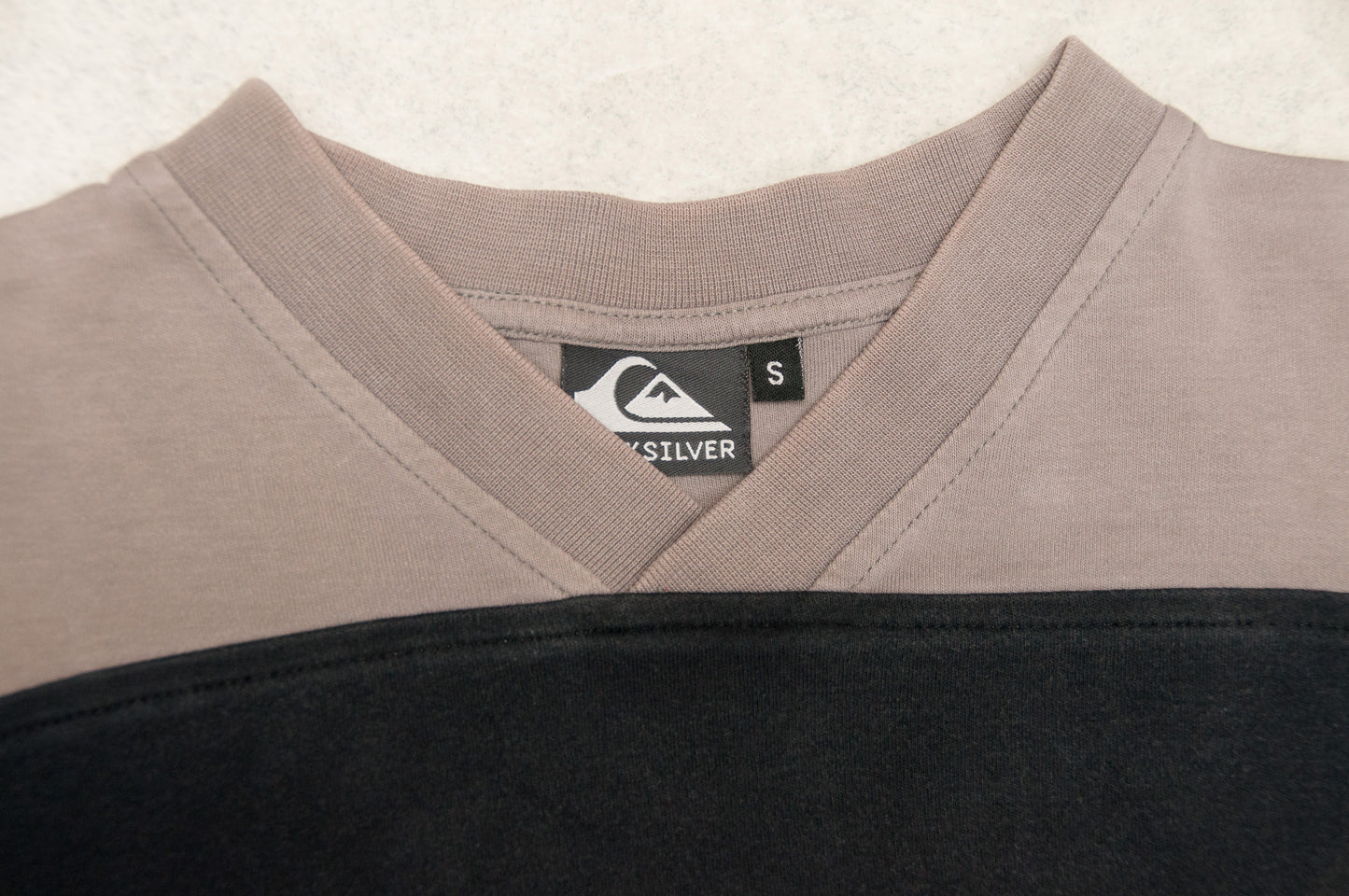 Vintage Y2K Quiksilver collegepaita (S)