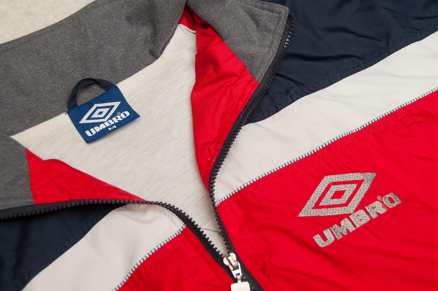 Vintage Umbro tuulitakki 90-luvulta (L)