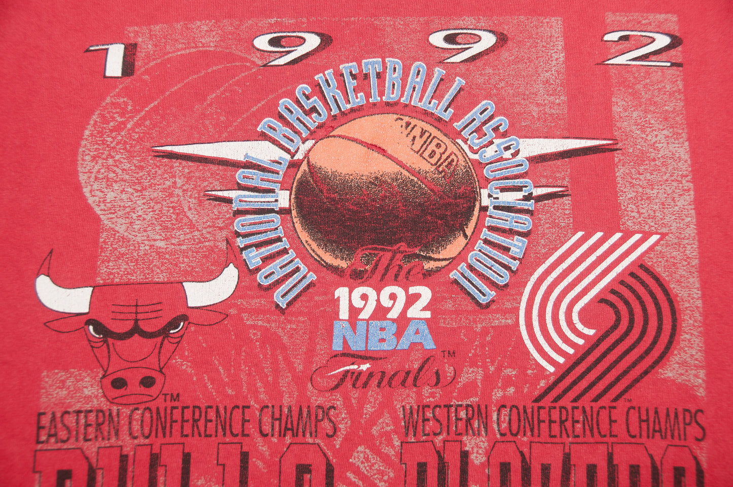 Vintage NBA Chicago Bulls vs Portland Blazers t-paita 90-luvulta (M)
