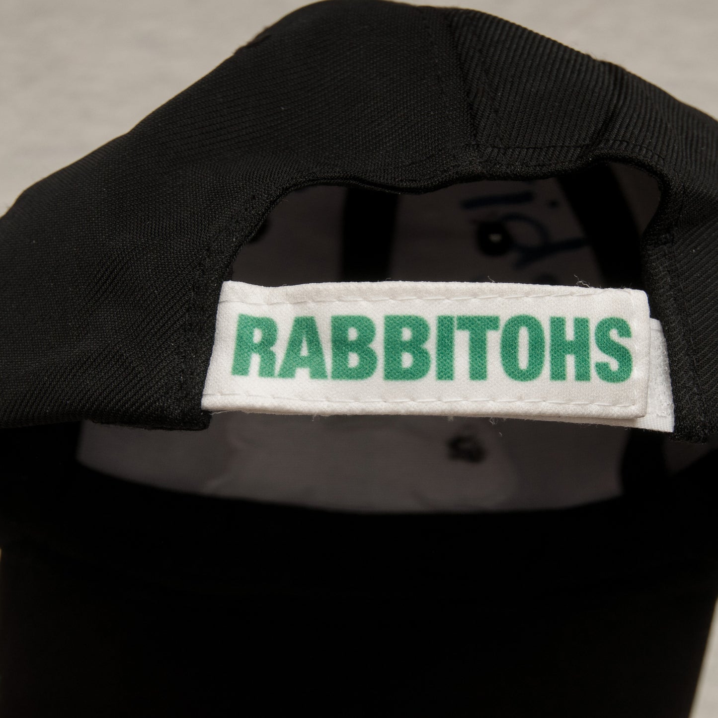 Vintage Y2K NRL Rabbitohs lippalakki (S-L)