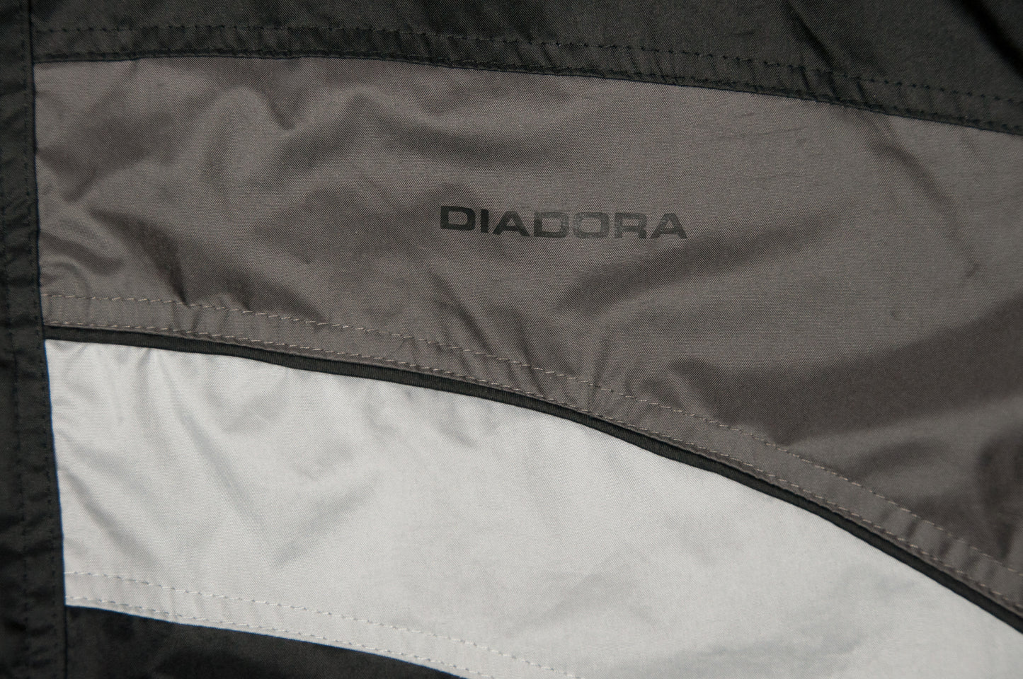 Vintage Y2K Diadora toppatakki (L)
