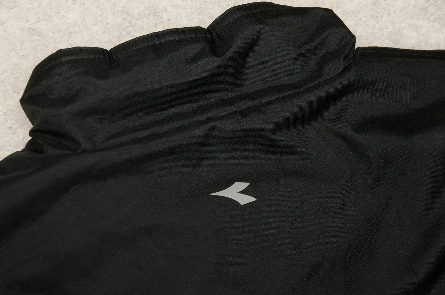 Vintage Y2K Diadora toppatakki (L)