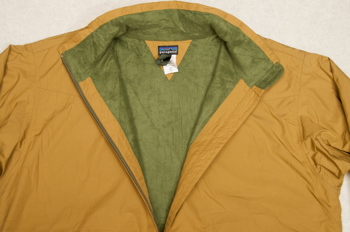 Y2K Patagonia tuulitakki fleecevuorella (XL)