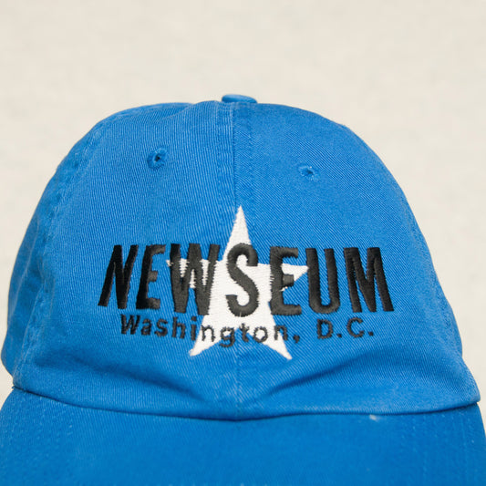Newseum Washington D.C. lippalakki (S-XXL)