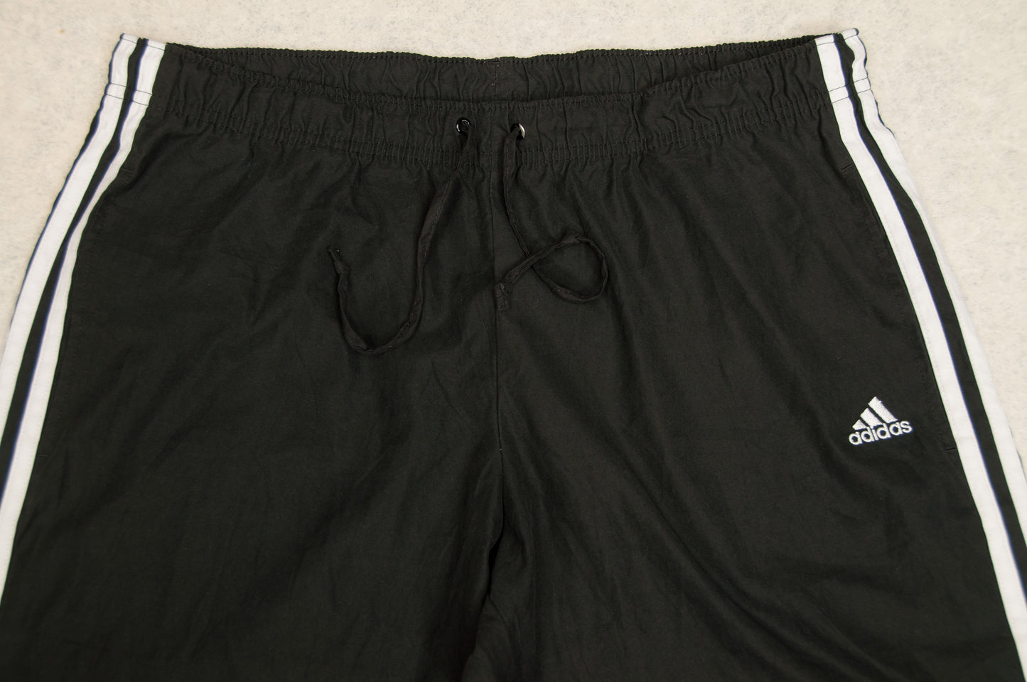 Y2K Adidas tuulihousut (M)