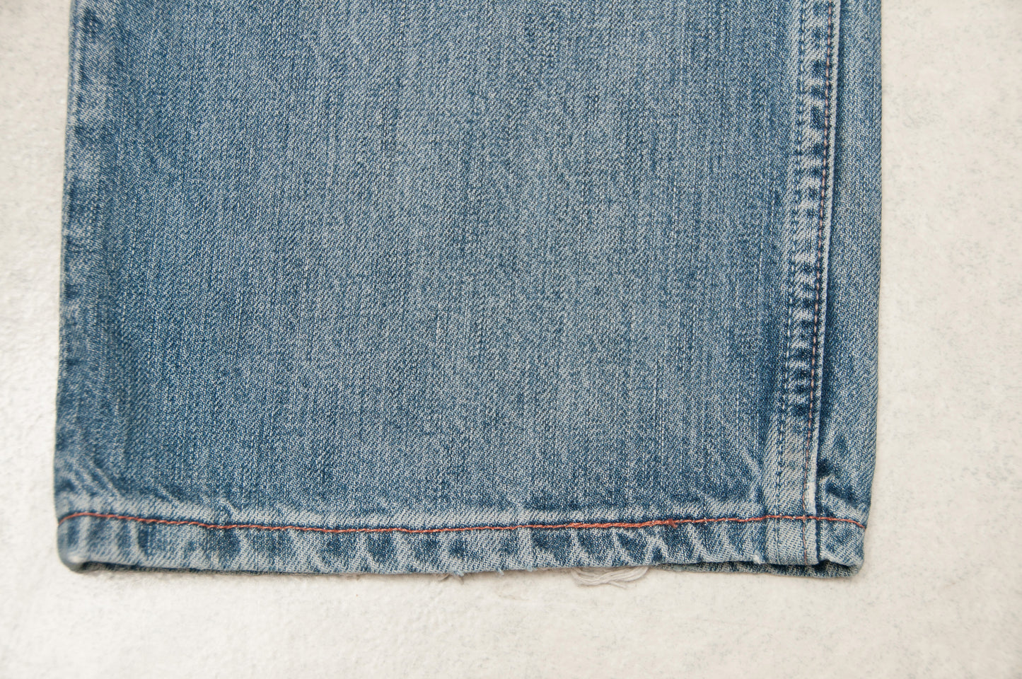 Vintage Y2K Levi´s 501 farkut (33x34)