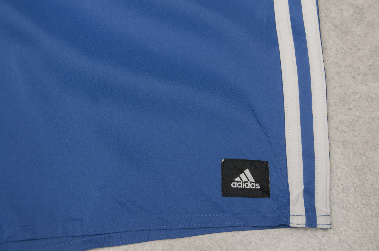 Adidas shortsit (XL)