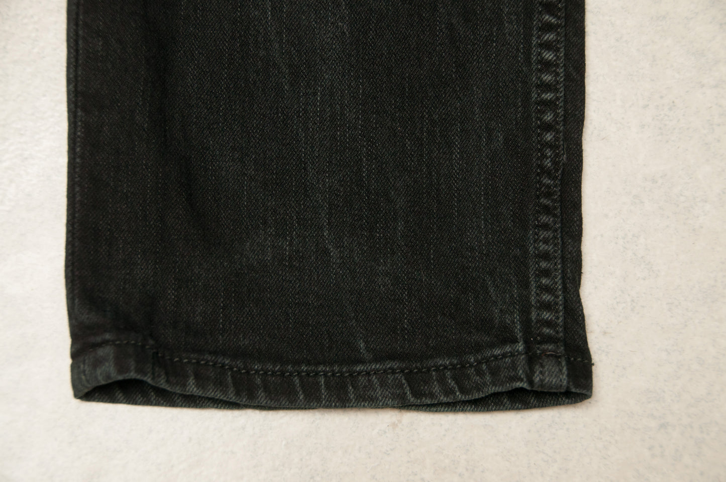 Levi´s 511 farkut (34x29)