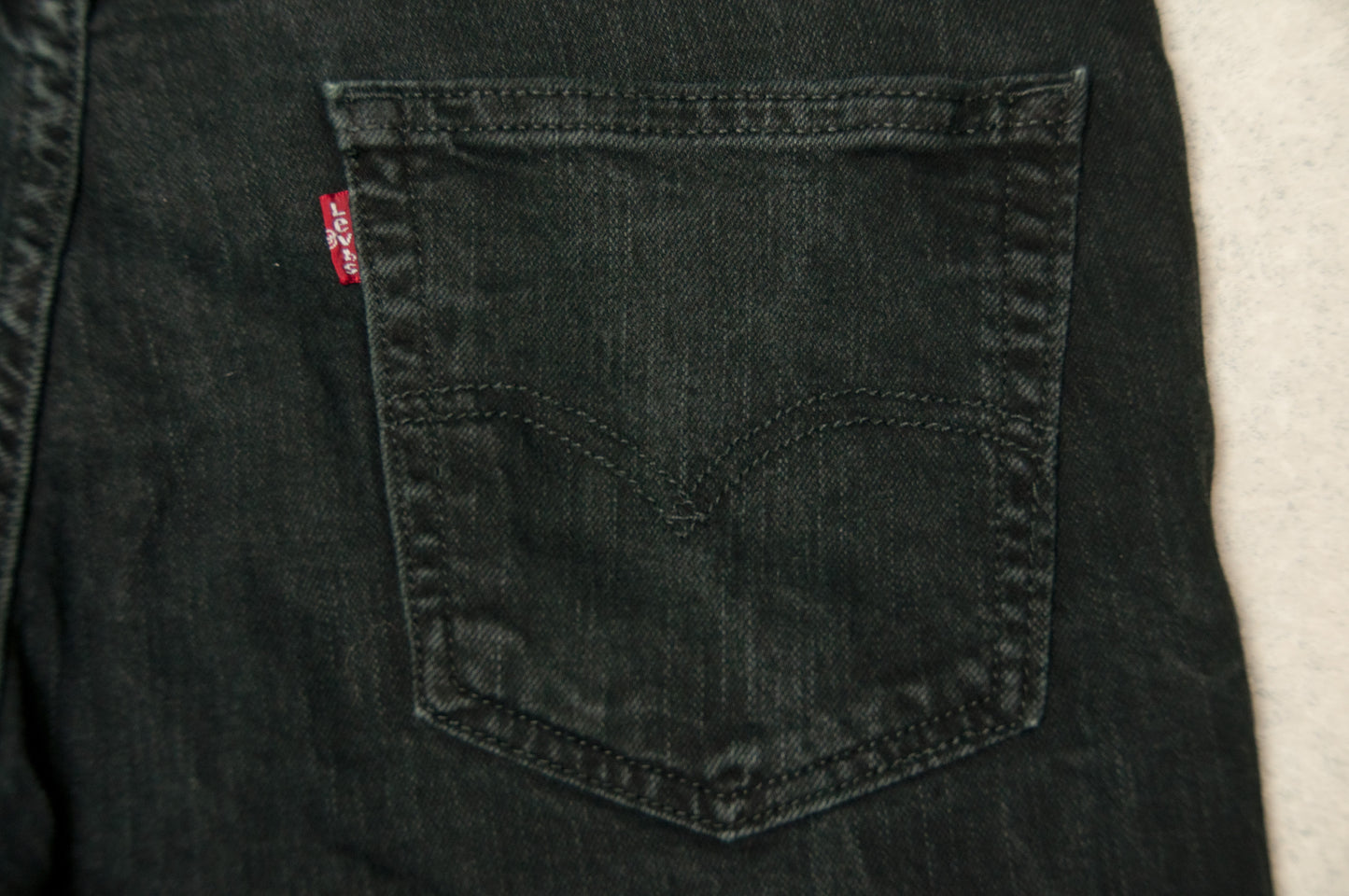 Levi´s 511 farkut (34x29)