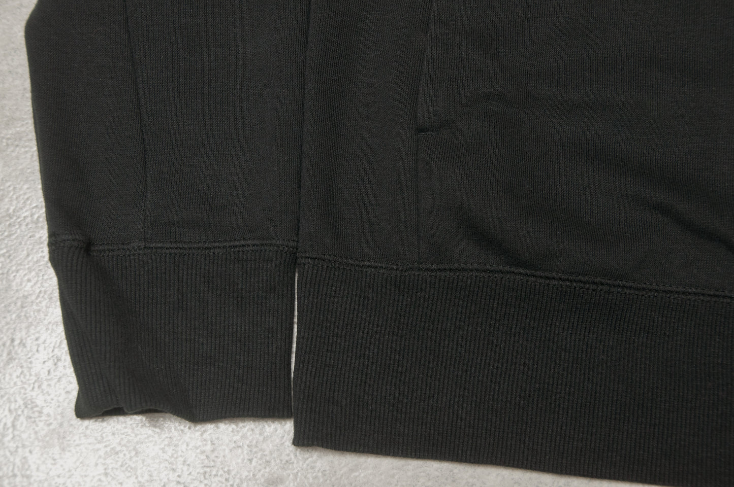 Adidas Essentials huppari (M)