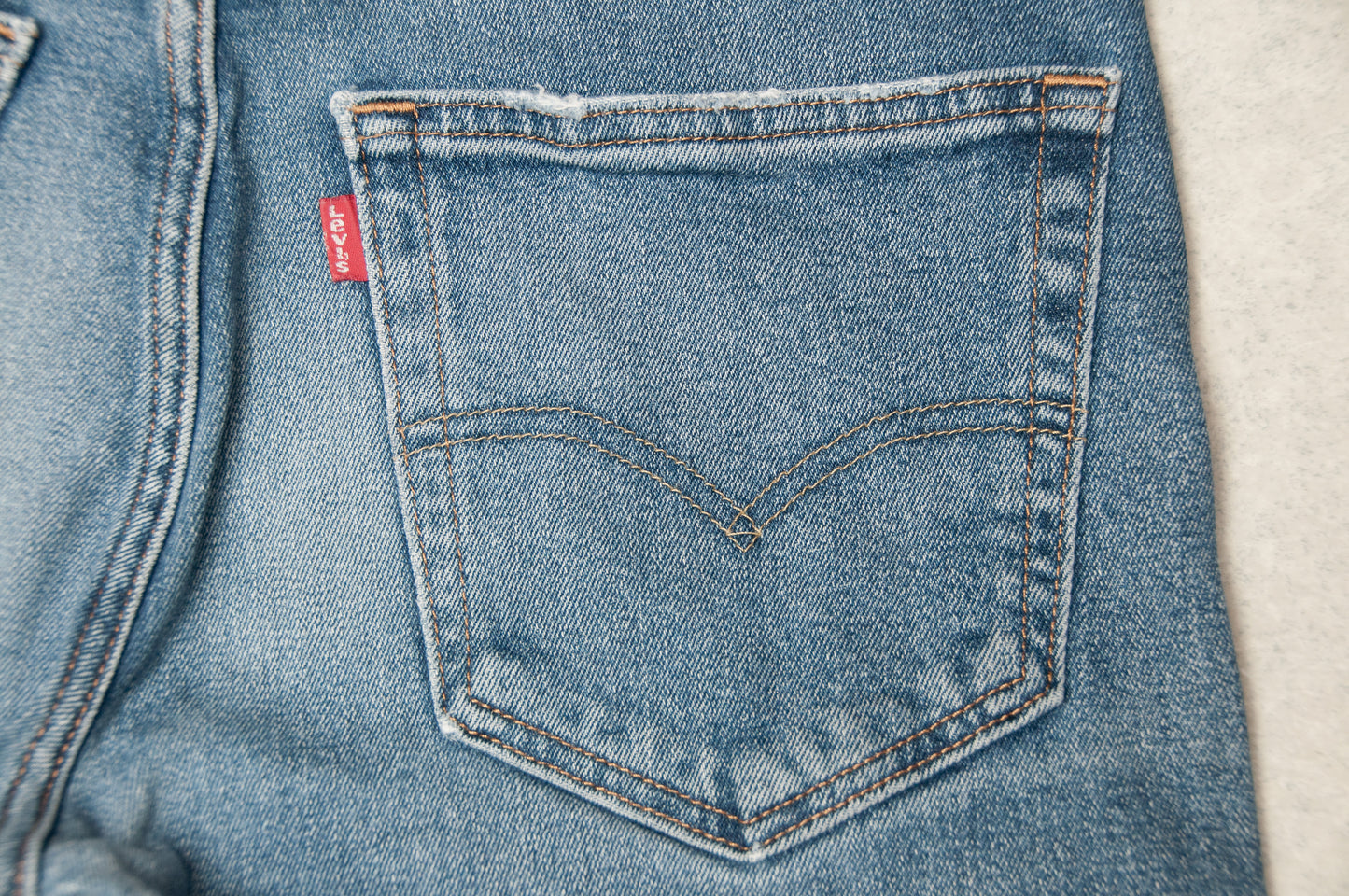 Levi´s 512 Slim Tapered farkut (30x32)