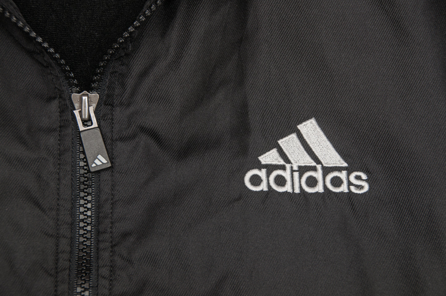 Vintage Y2K Adidas tuulitakki (M)