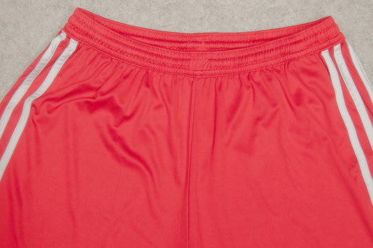 Adidas shortsit (S)