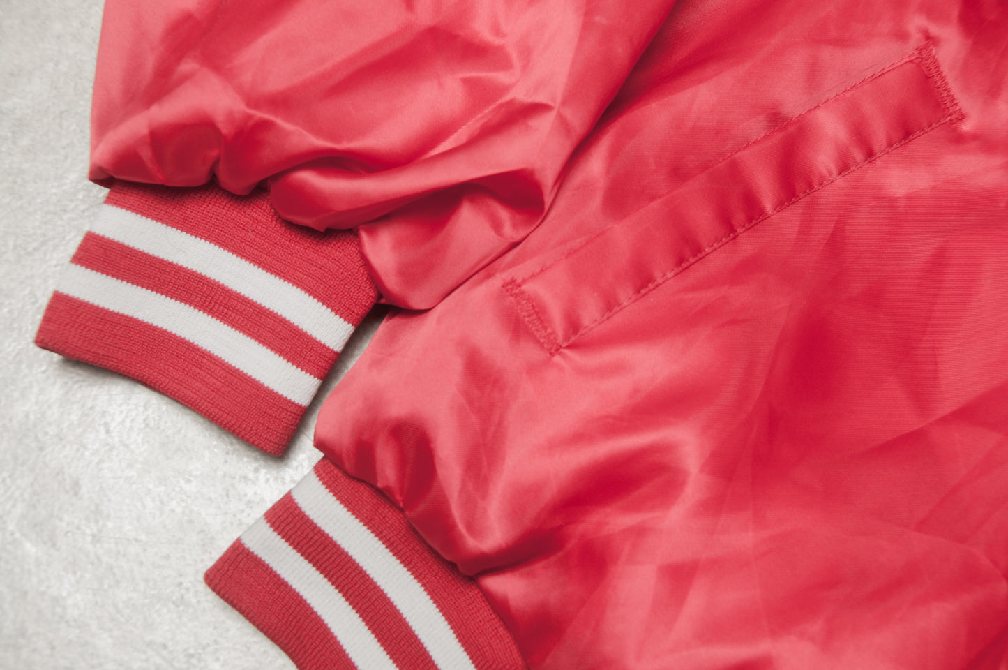 Vintage Chalk Line x Certified satiinitakki 90-luvulta (XL)