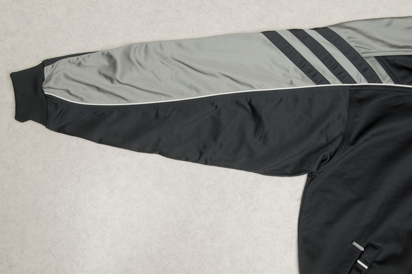 Vintage Y2K Adidas verkkatakki (M)