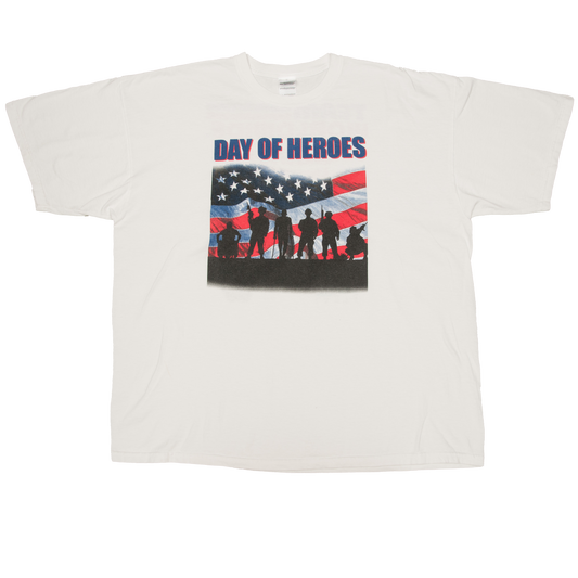 Day of Heroes t-paita (XL)