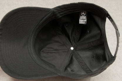 Legend Black lippalakki (S-L)
