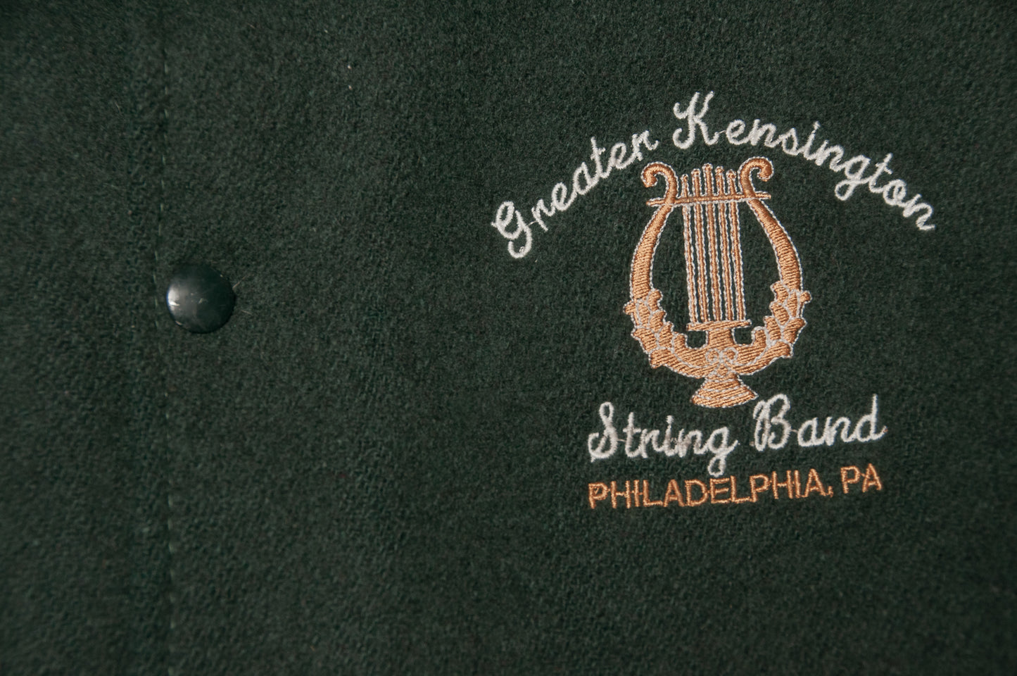 Vintage Y2K Game Sportswear x Greater Kensington String Band varsitytakki (L)