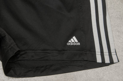 Y2K Adidas shortsit (XL)