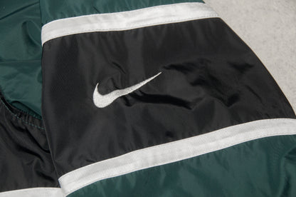 Vintage Nike tuulipaitatakki 90-luvulta (L)