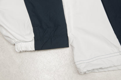 Y2K Nike tuulitakki (L)