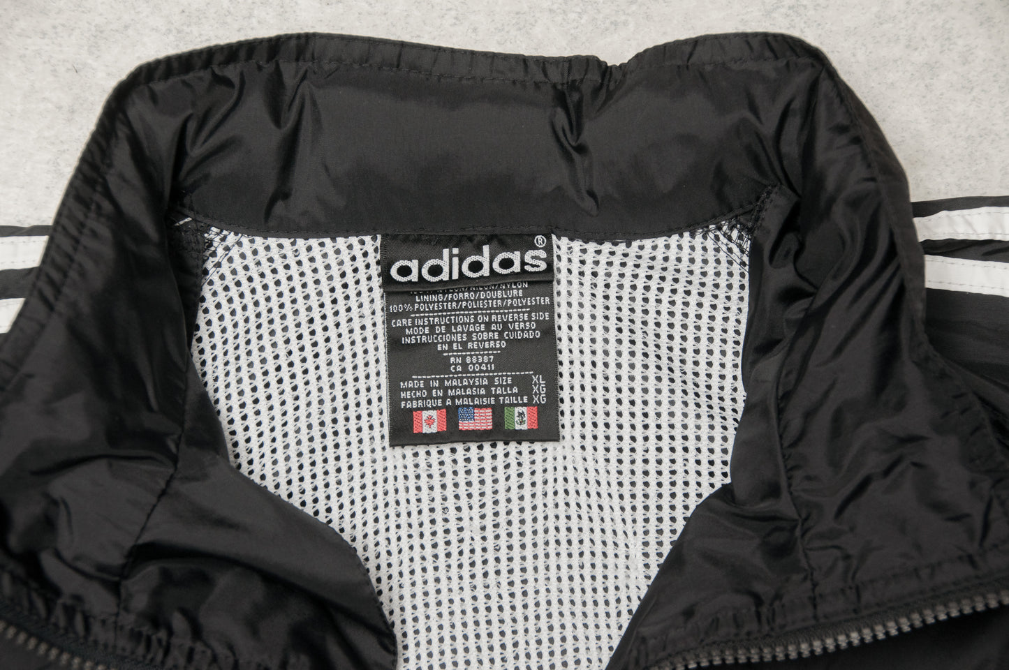 Vintage Adidas tuulitakki 90-luvulta (XXL)