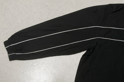 Y2K Nike tuulitakki (XL)