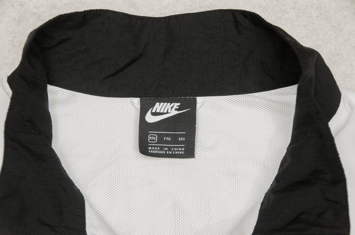 Nike tuulitakki (3XL)
