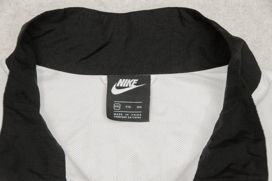Nike tuulitakki (3XL)