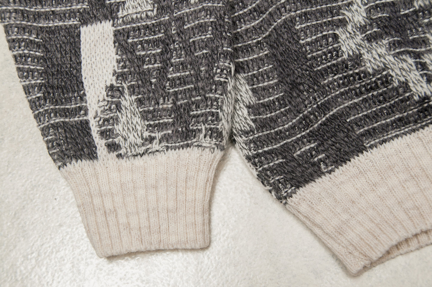 Vintage Van Vaan neuletakki 80-luvulta (L)